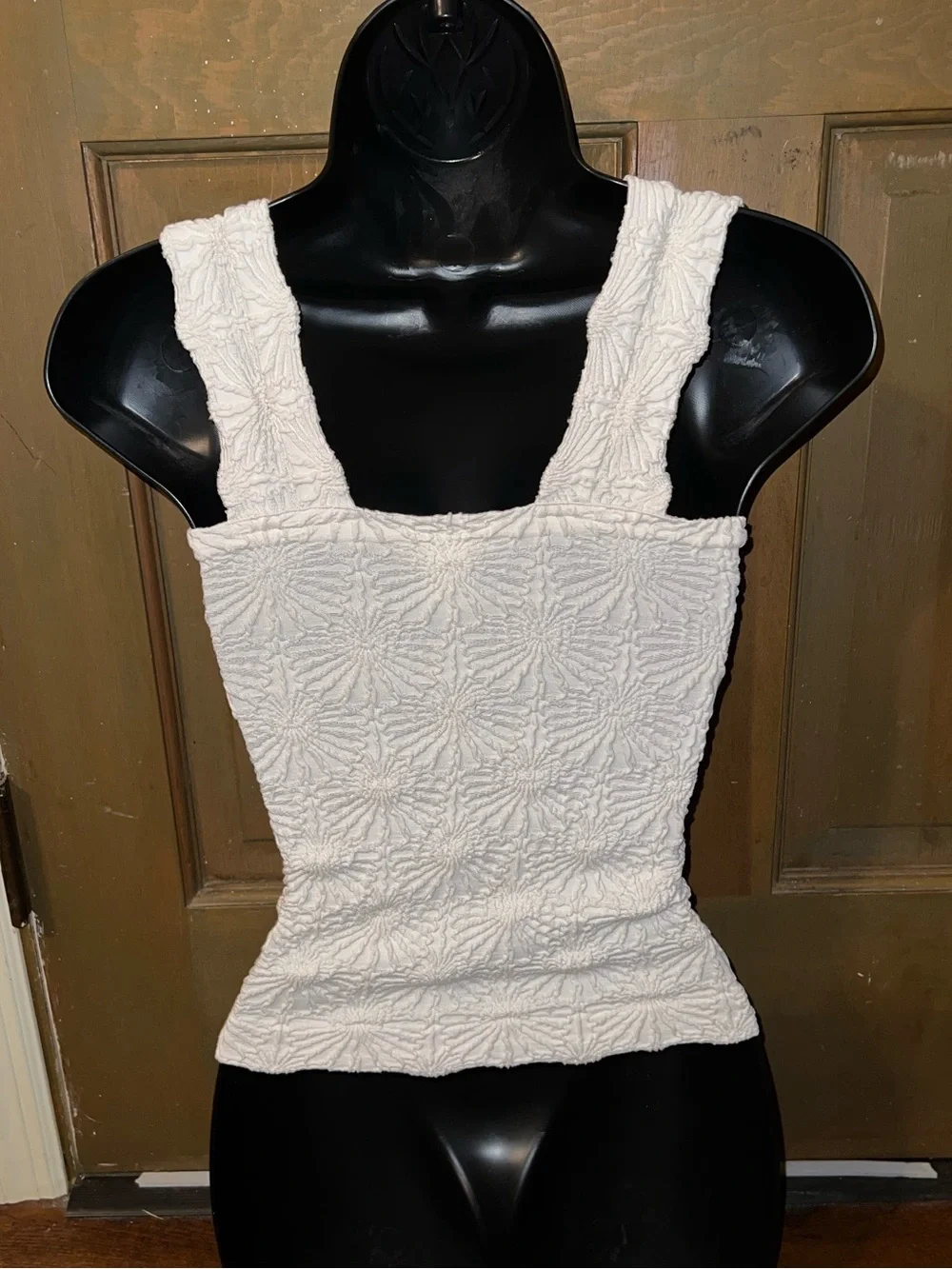 Altar'd State Intimate Blaire Seamless Cream Floral Square Neck Tank Size S/M - Picture 6 of 7